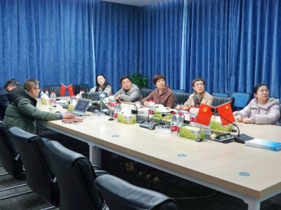 ��������Э��ϯ�ܺ�ϼݰ���������ſƼ��߷õ���